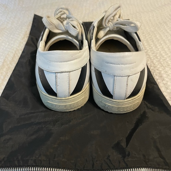 OFF-WHITE c/o Virgil Abloh Leather Sneakers - Picture 5 of 8